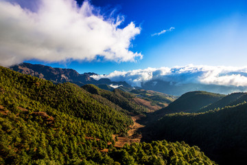 轿子雪山云海