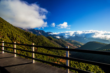 轿子雪山观景台