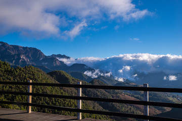 云南轿子雪山云海