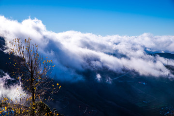 云南轿子雪山云海