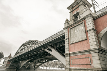 莫斯科河大橋