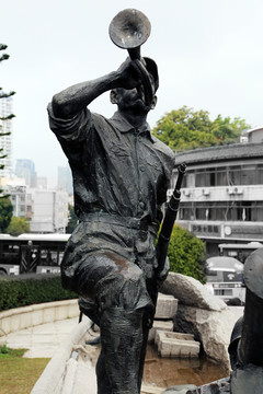 革命军人雕塑