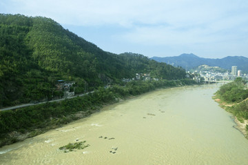 山区河流