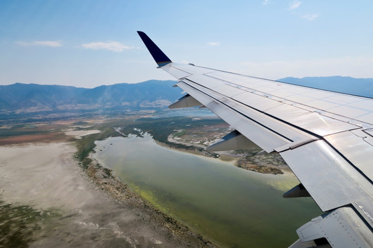 空中旅行 坐飞机 盐湖城湿地