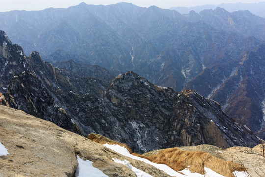 华山 群山风光