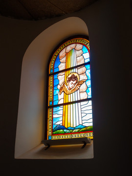 教堂彩色玻璃窗