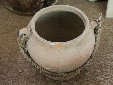 老物件系麻绳陶罐