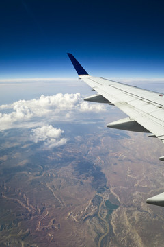 飞行在美国上空 空中旅行