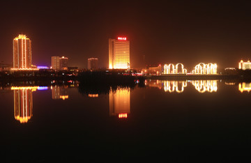 龙源湖夜景