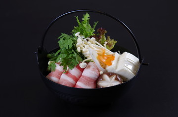 肥牛鍋
