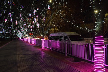 城市街道夜景