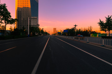 城市街道 高层建筑