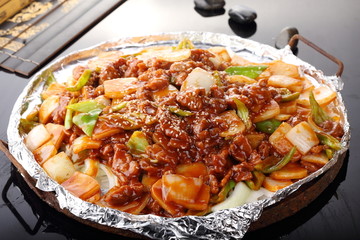 铁板韩式年糕焗牛肉