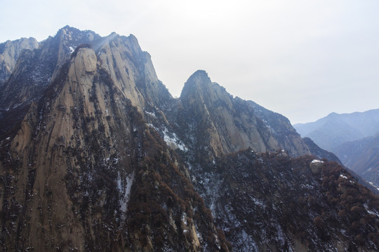 西岳华山 群山风光