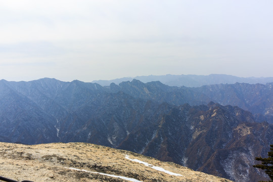 西岳华山 群山风光