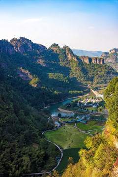 穿岩十九峰景区