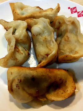 锅贴 锅饺 煎饺