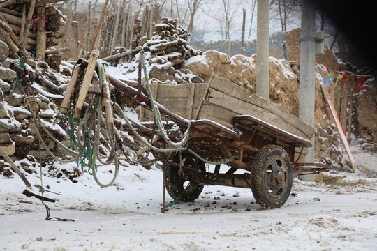 雪中的马车