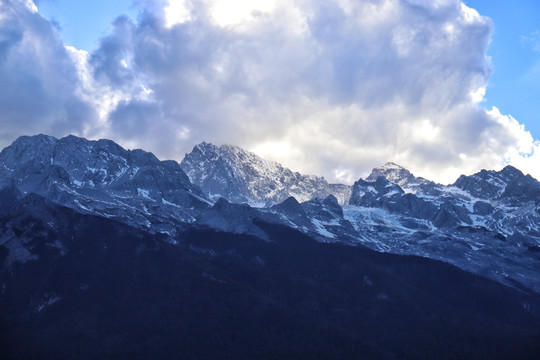 云南丽江玉龙雪山风景