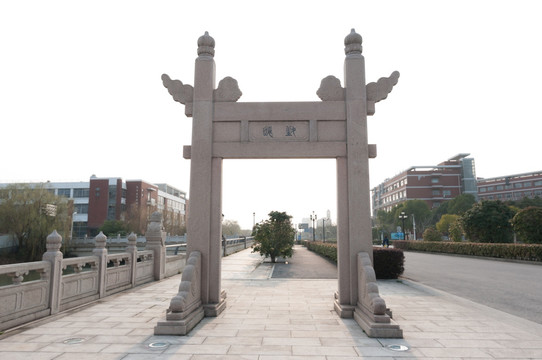 上海交通大学