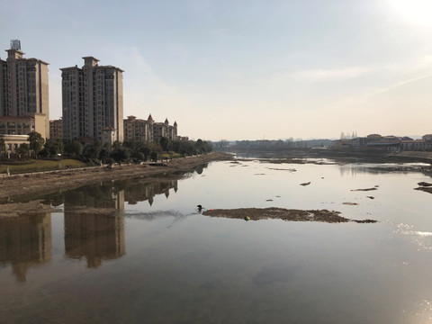 余江城市建设江景房