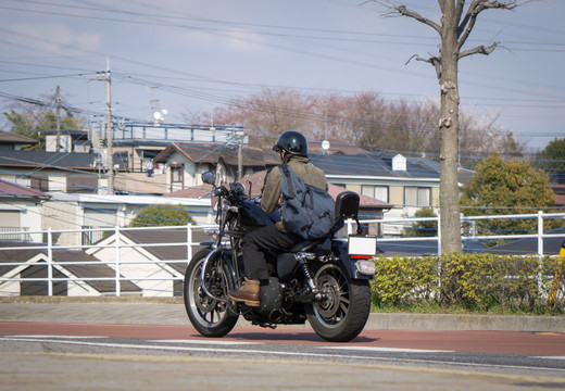 摩托车