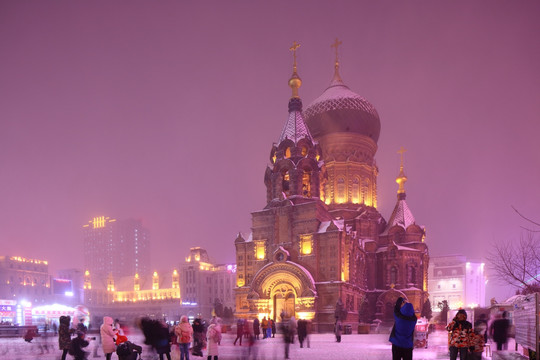 哈尔滨索菲亚教堂雪景 哈尔滨