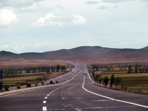 阿尔山公路远景