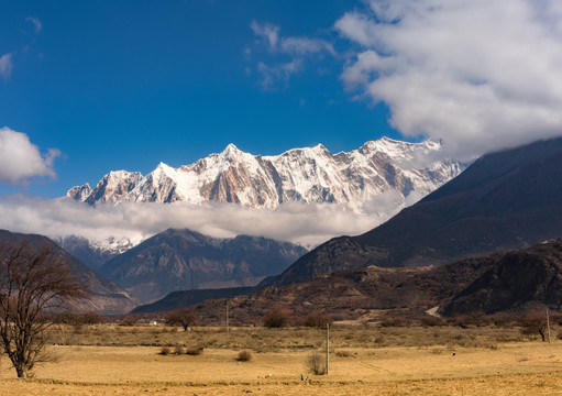 南迦巴瓦峰