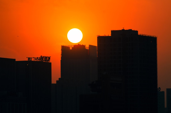 城市日落 建筑群剪影