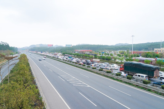 春运高速公路堵车塞车堵塞