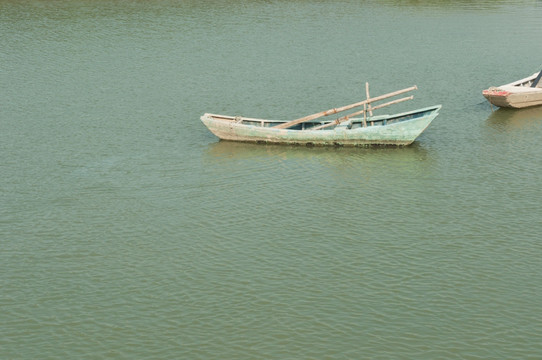 水中木舟