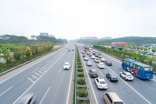 春运高速公路堵车塞车堵塞