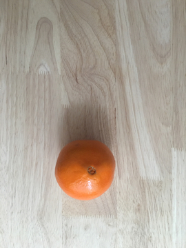 一个 橙子