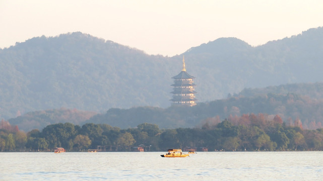 西湖雷峰塔