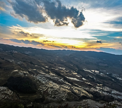 元阳梯田 大地调色板 夕照