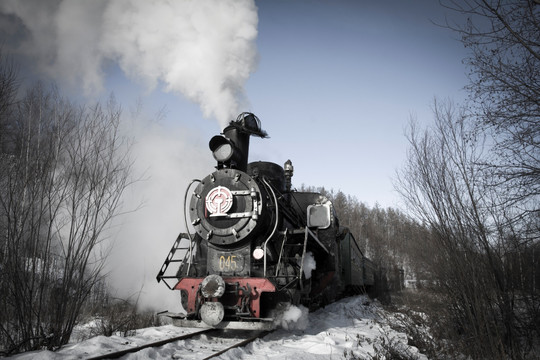 老式蒸汽机火车