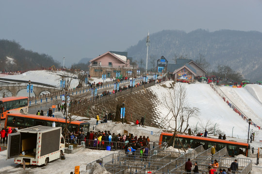 成都西岭雪山 景区交通站