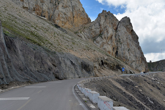 天山公路