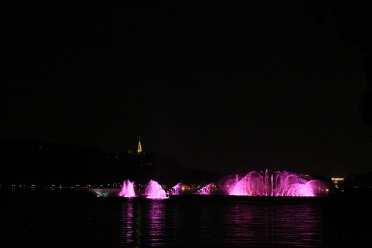 西湖灯光喷泉