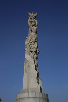 欧洲女神雕像柱
