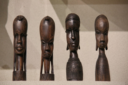 非洲木雕女人头像