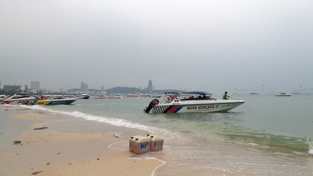 泰国芭提雅海滩风光