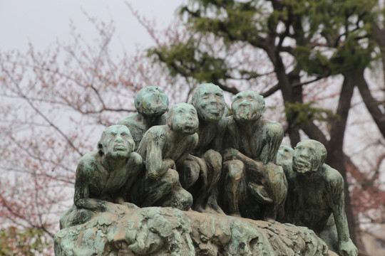 日恩浅草寺雕塑