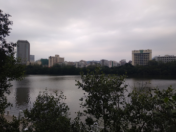 河畔暮色风景