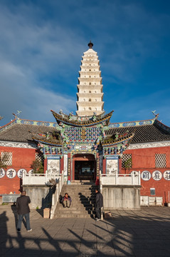 大理宾川鸡足山金顶寺