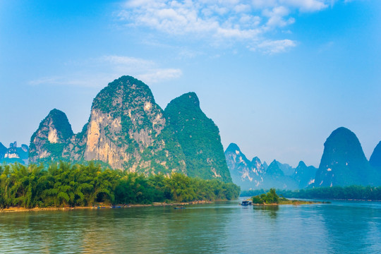 桂林阳朔兴坪山水风景