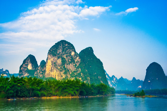 桂林阳朔兴坪山水风景