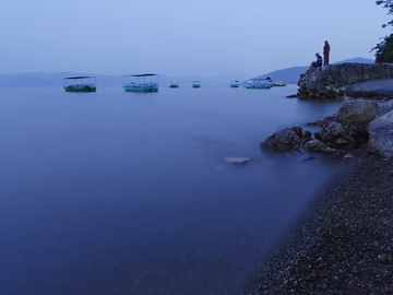 慢门湖水