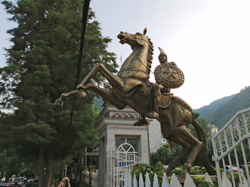 欧洲古代骑兵雕塑